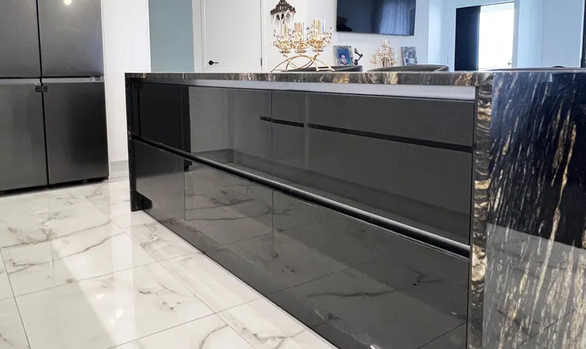 Black island drawers