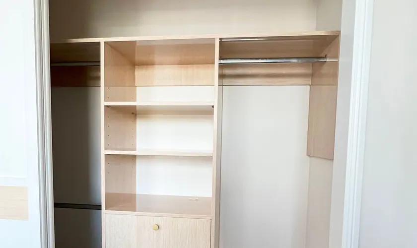 Maple sliding wardrobe