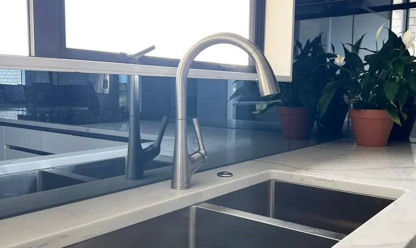 Scullery window sink